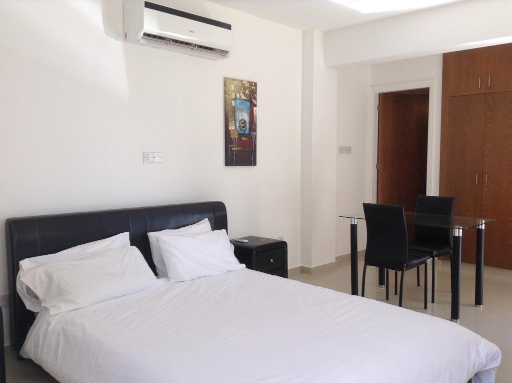 Adriana Holiday Resort Pafos Oda fotoğraf