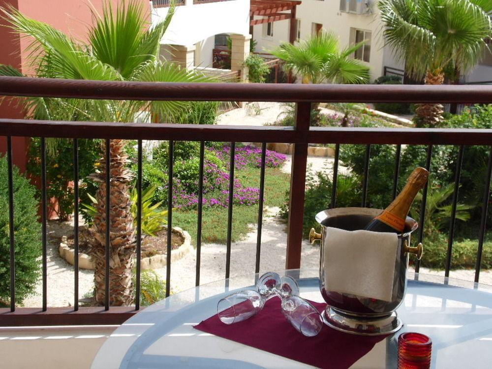 Adriana Holiday Resort Pafos Dış mekan fotoğraf